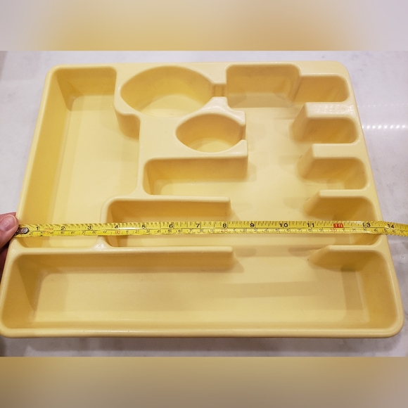 Rubbermaid Plastic Flatware Holder, Drawer Organizer, Cutlery - Picture 12 of 12